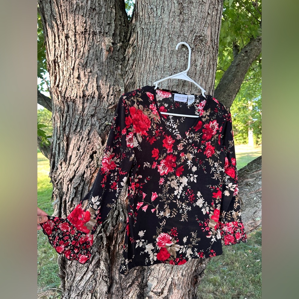 Jaclyn Smith Black and Red Floral Blouse